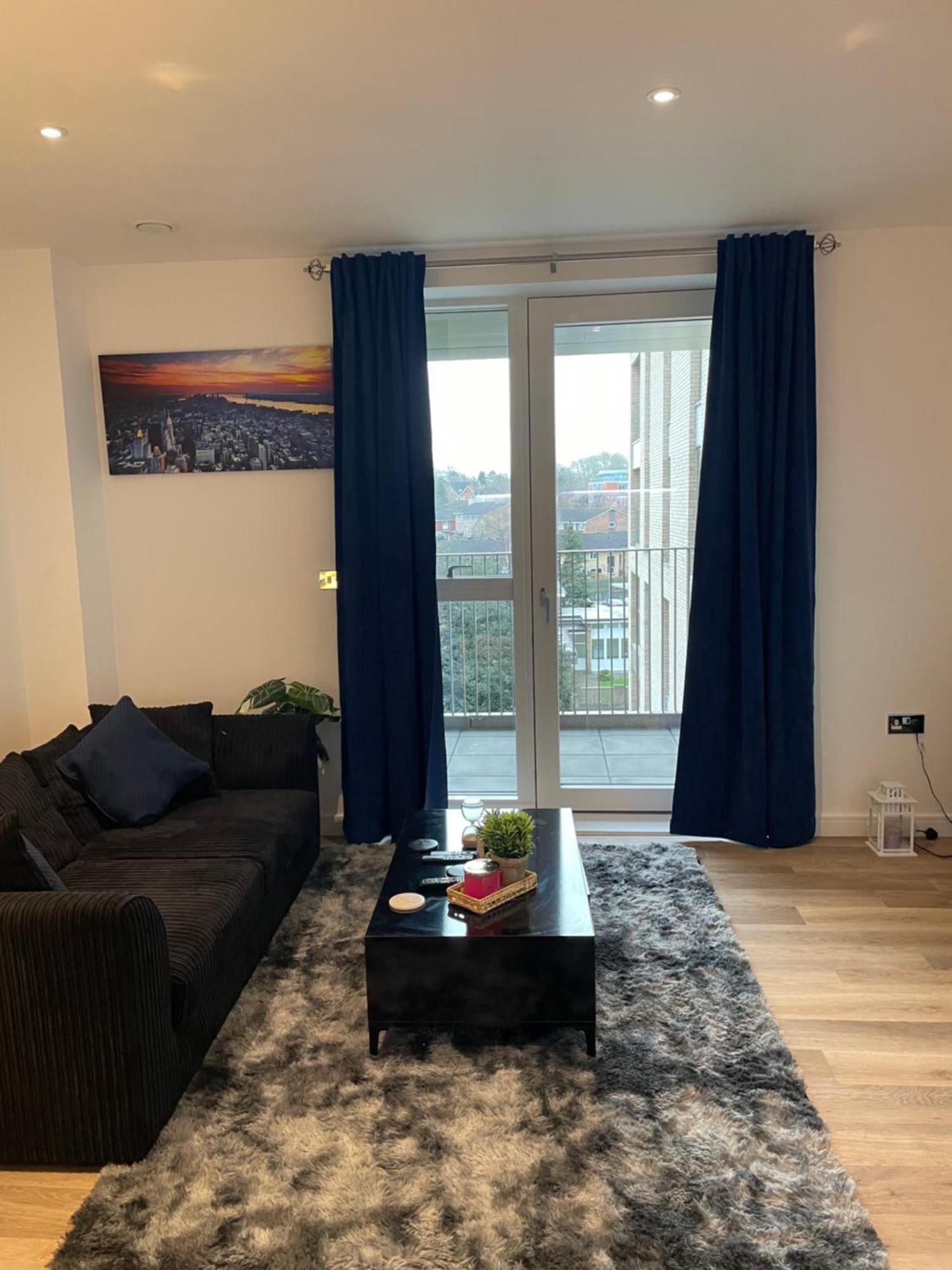 Homestay West Heights Se