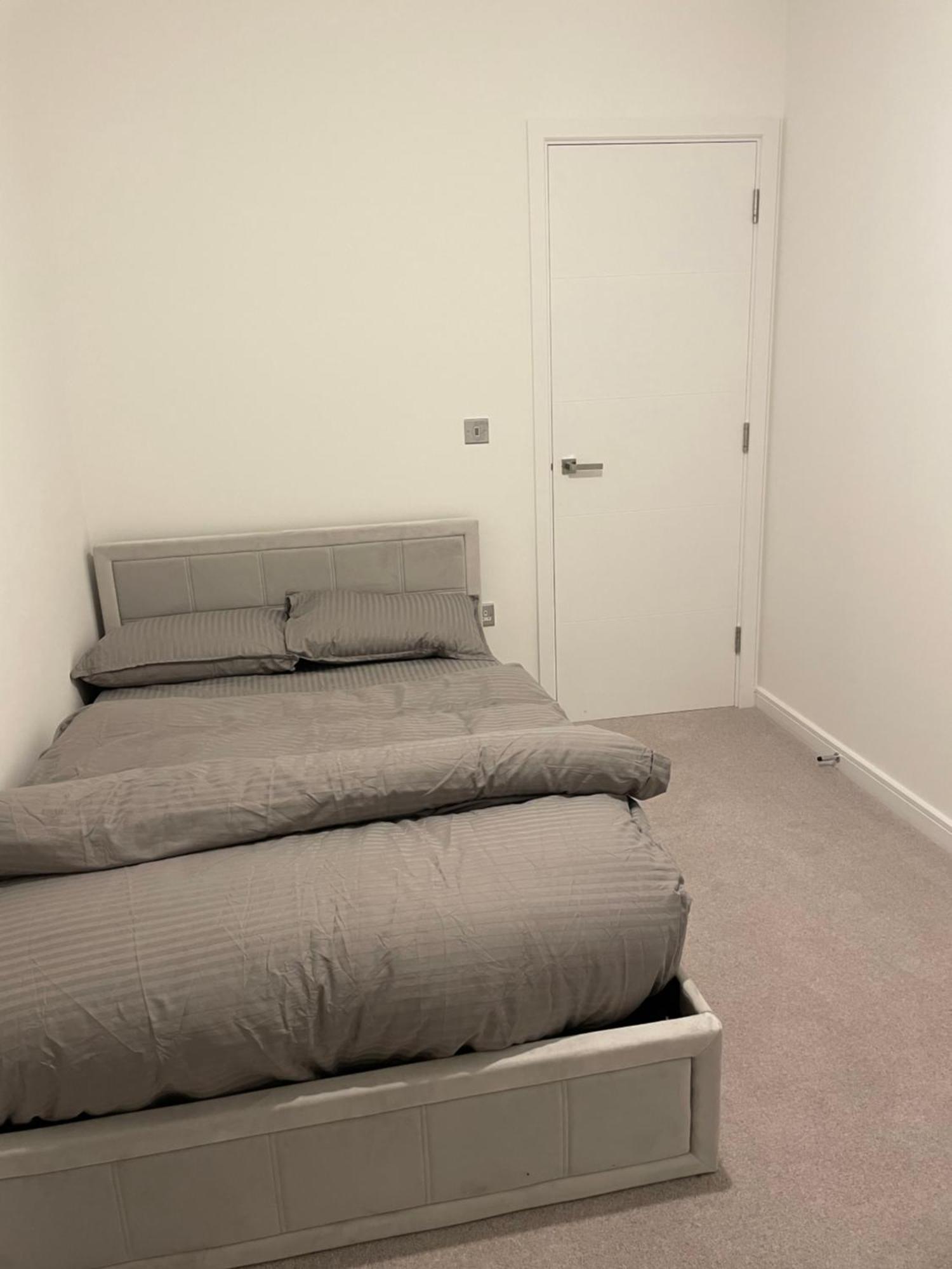 Homestay West Heights Se