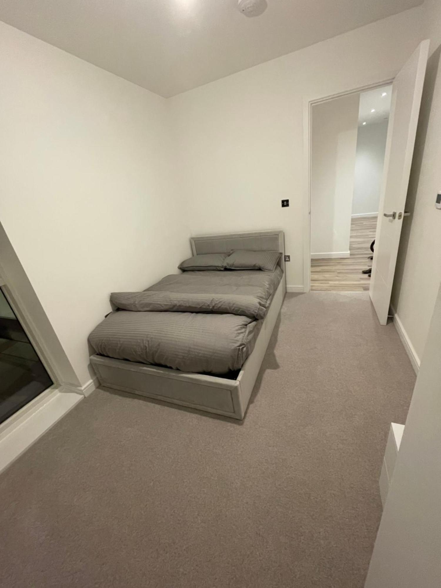 Homestay West Heights Se *